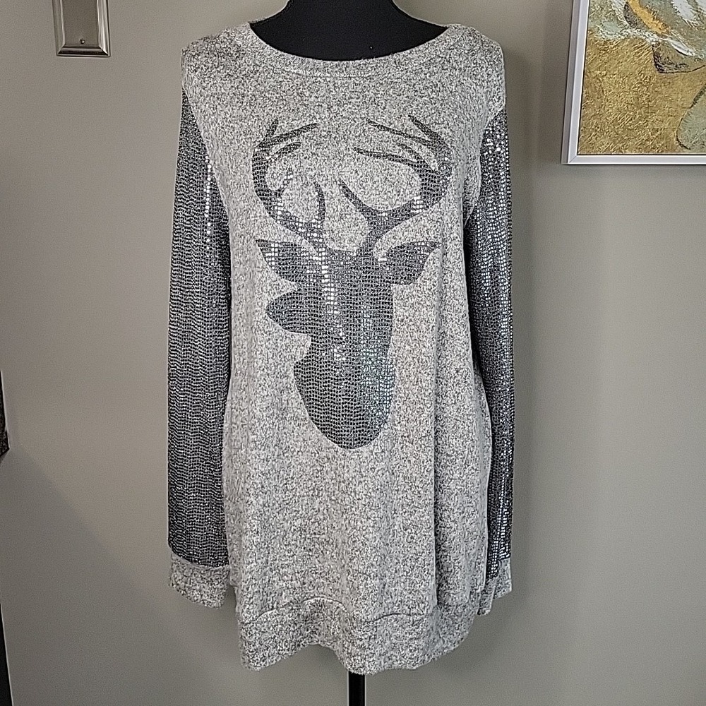 WHITE BIRCH Silver Metallic Embellished Reindeer Tunic Sweater Womens M Holiday